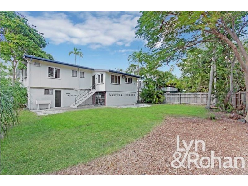 11 Choonda Street, Cranbrook QLD 4814