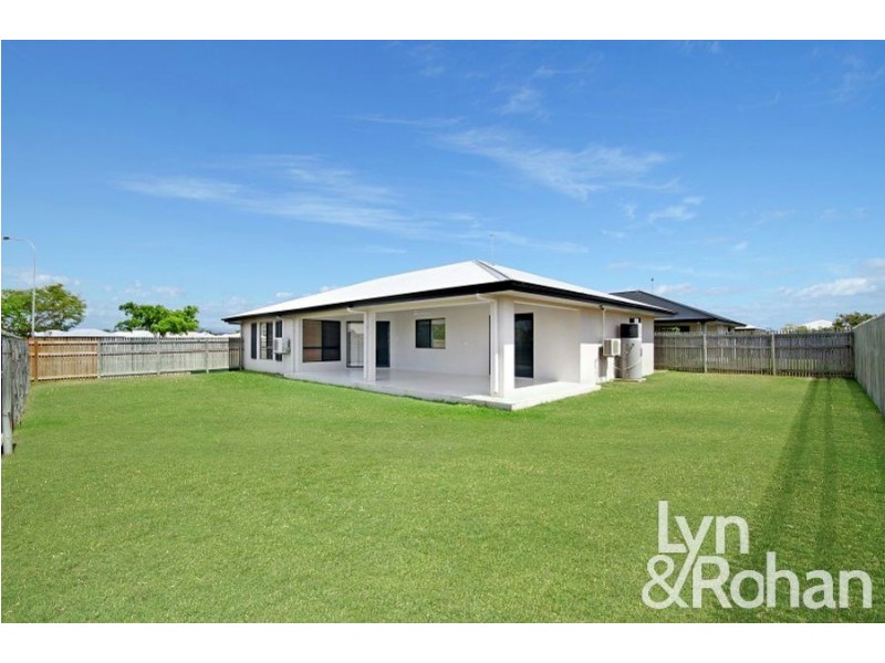 22 Aintree Avenue, Mount Low QLD 4818