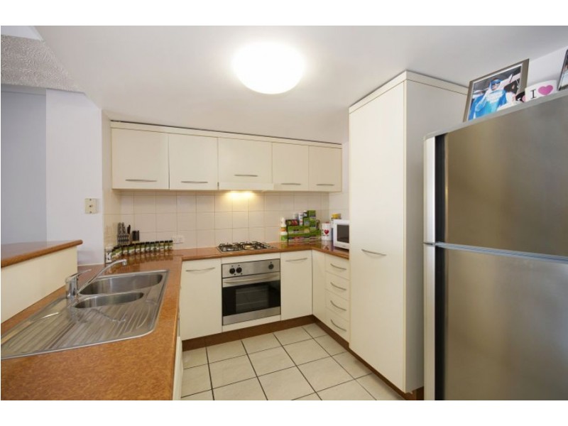 21/86-124 Ogden Street, Townsville City QLD 4810