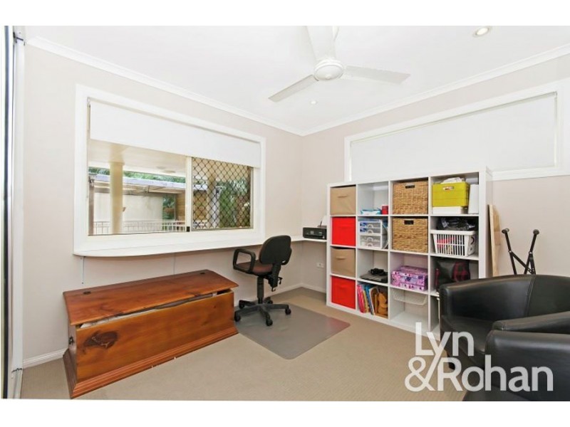 25 Crossman Place, Kirwan QLD 4817