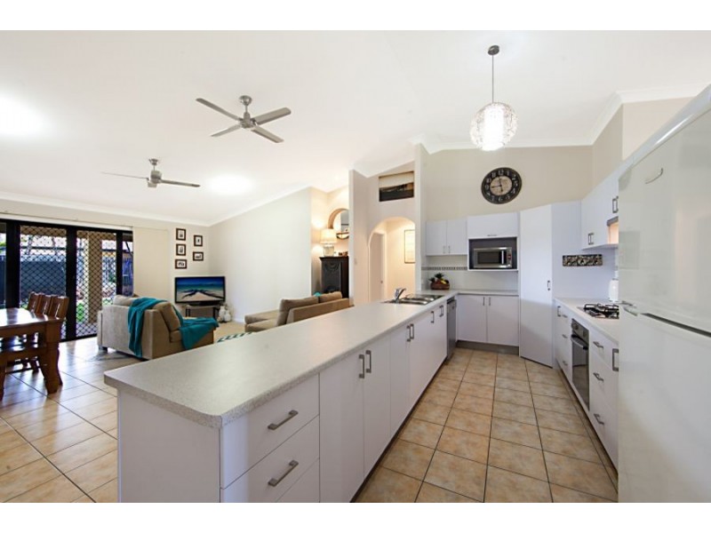 16 Aquatic Place, Idalia QLD 4811