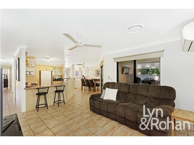 8 Sonata Place, Kirwan QLD 4817