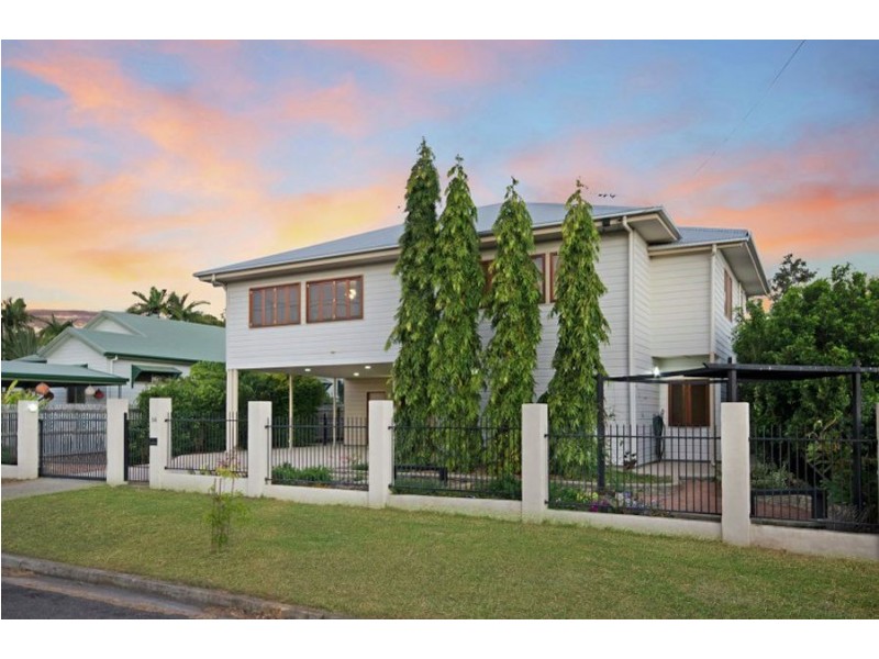 54 Hooper Street, Belgian Gardens QLD 4810