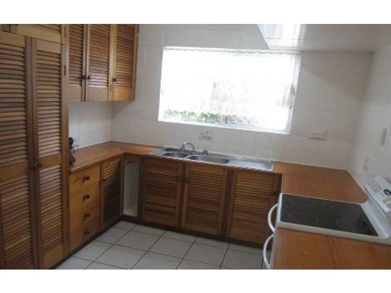 4/25 Warburton Street, North Ward QLD 4810