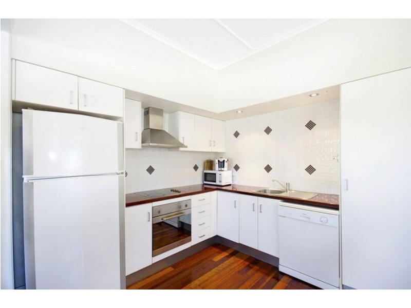 7 Bartlett Avenue, Mundingburra QLD 4812