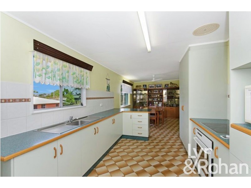 10 Tamarind Street, Kirwan QLD 4817