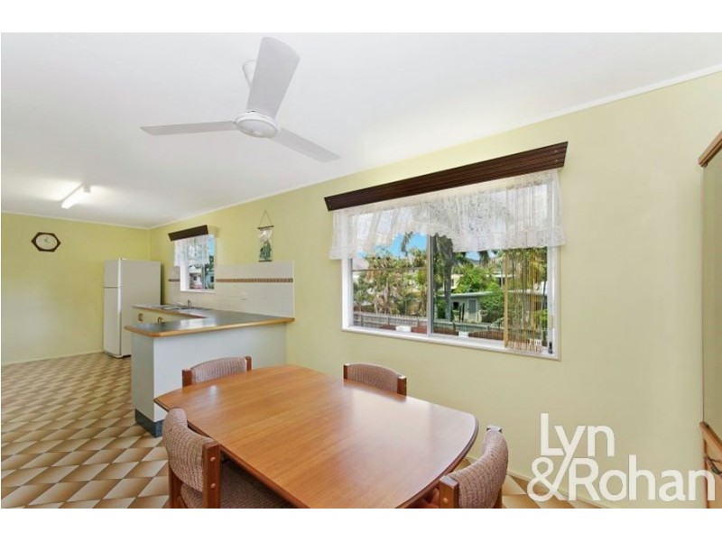 10 Tamarind Street, Kirwan QLD 4817