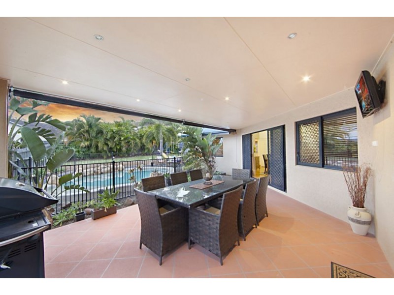 30 Crestbrook Drive, Mount Louisa QLD 4814