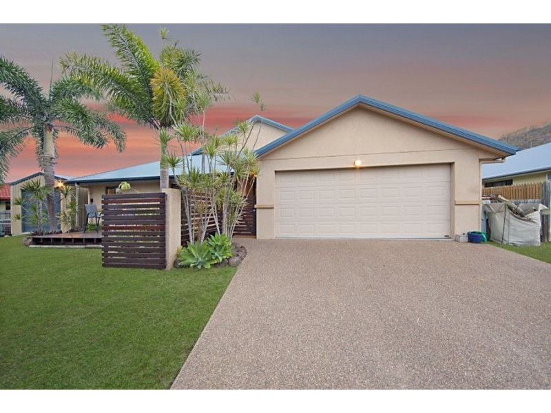 30 Crestbrook Drive, Mount Louisa QLD 4814