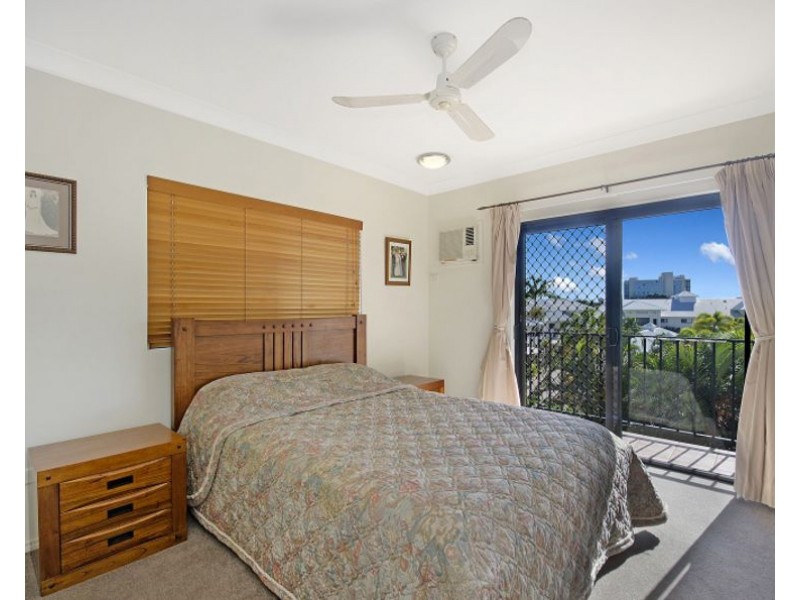 50/18-30 Sir Leslie Thiess Drive, Townsville City QLD 4810