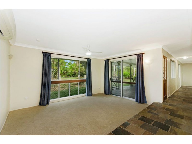 8 Framara Drive, Kelso QLD 4815