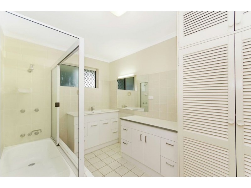 8 Framara Drive, Kelso QLD 4815