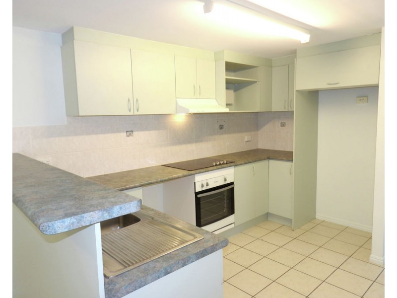 3/123 Eyre Street, North Ward QLD 4810