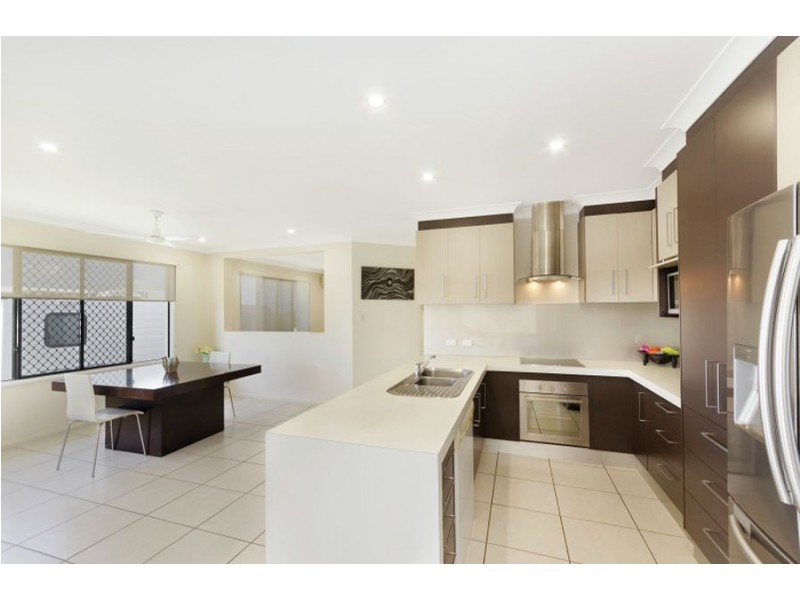 12 Phantom Place, Mount Louisa QLD 4814