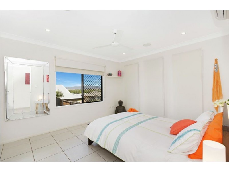 12 Phantom Place, Mount Louisa QLD 4814