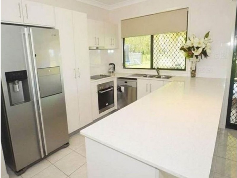 92 Clifford Avenue, Yabulu QLD 4818