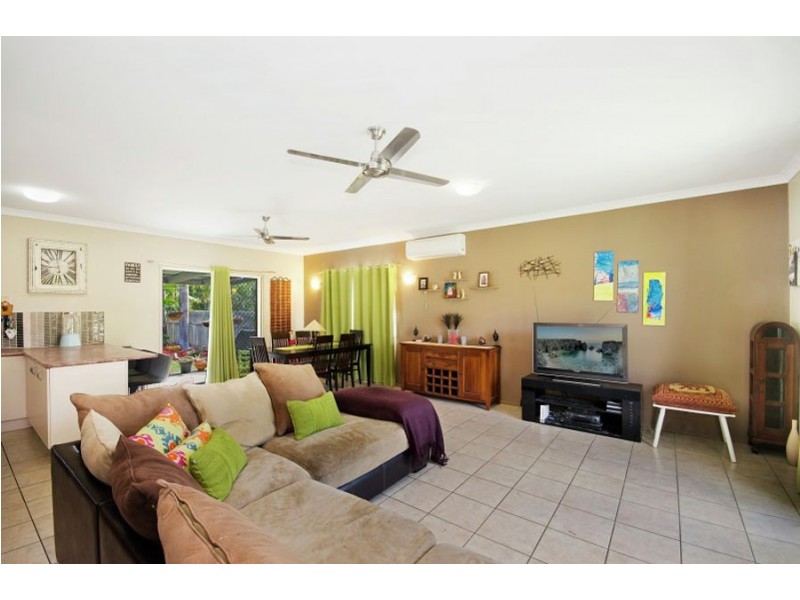 14 Mendi Drive, Bushland Beach QLD 4818