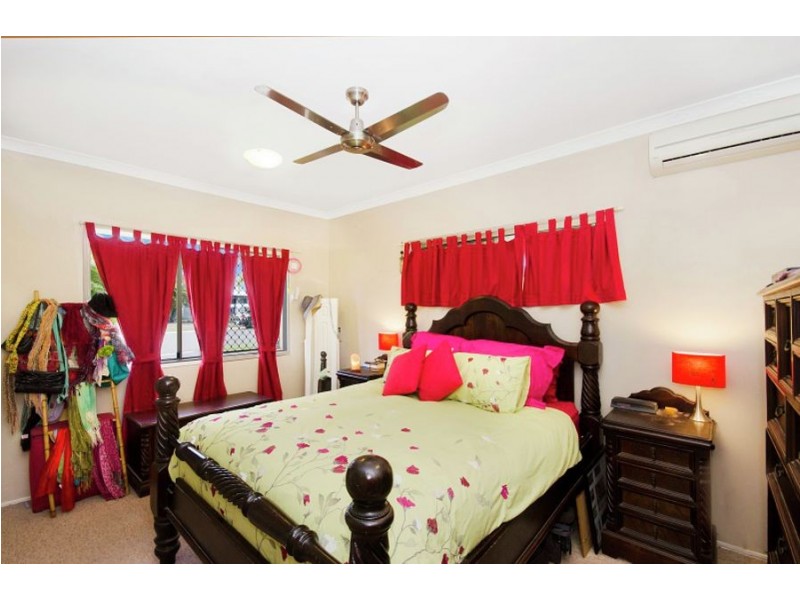 14 Mendi Drive, Bushland Beach QLD 4818