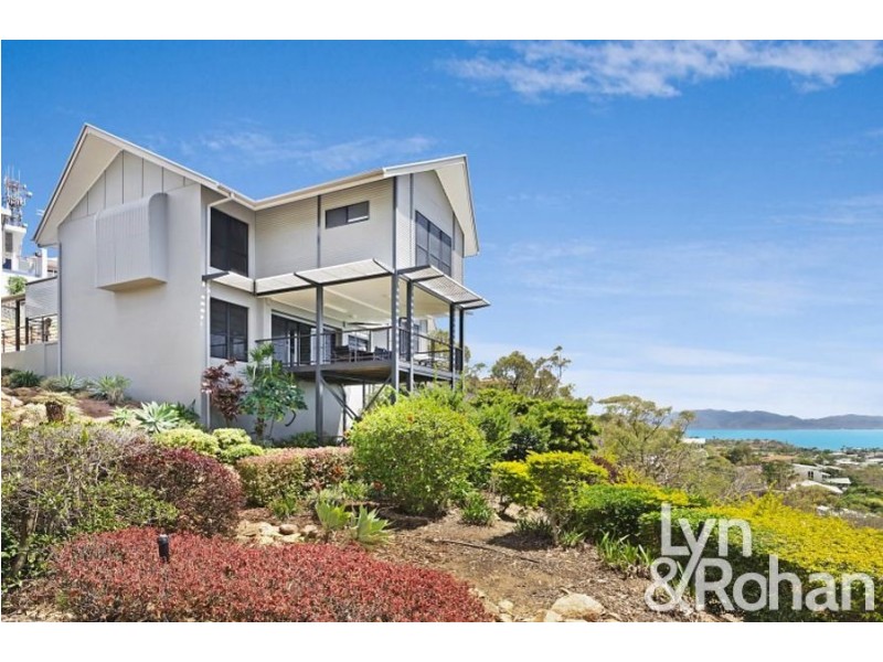 2/5 Glamis Court, Castle Hill QLD 4810