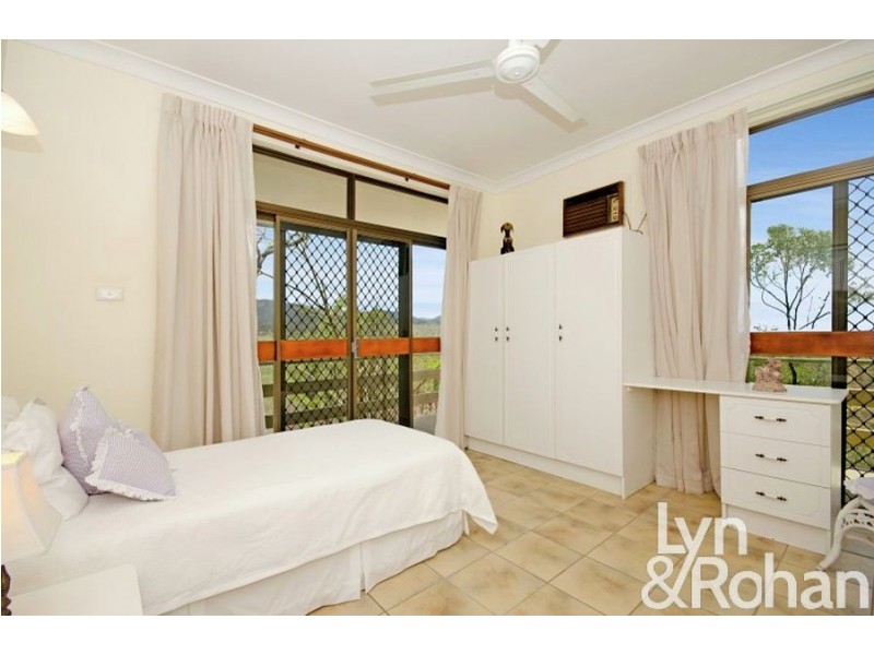 840 Flinders Highway, Oak Valley QLD 4811