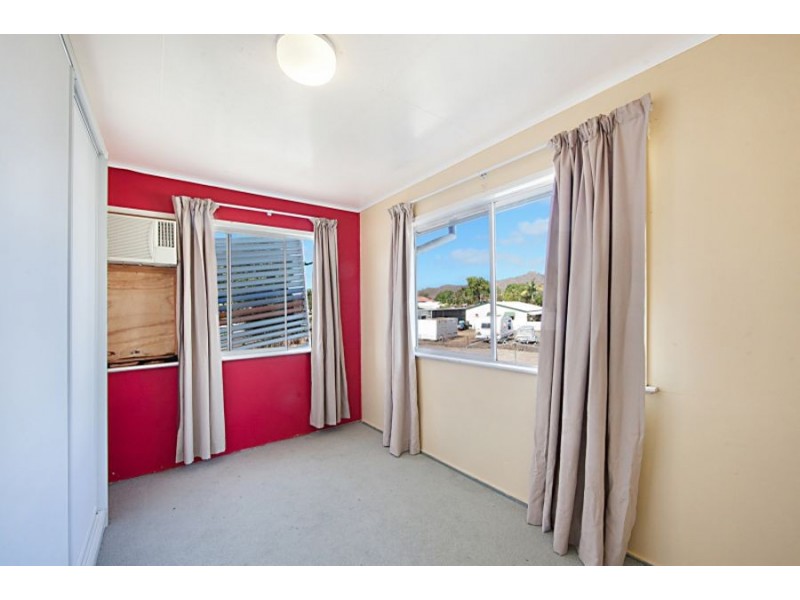 29 Meenan Street, Garbutt QLD 4814