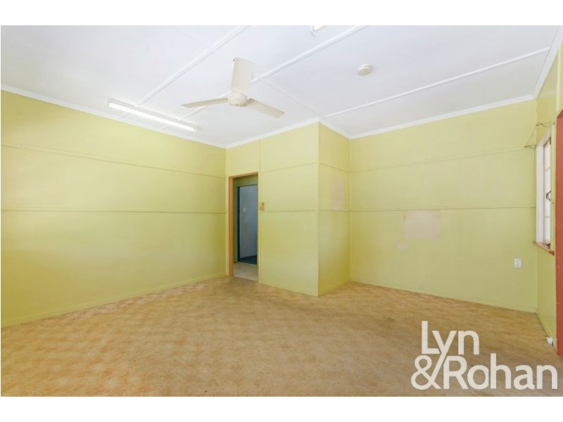 27 Downs Street, Gulliver QLD 4812