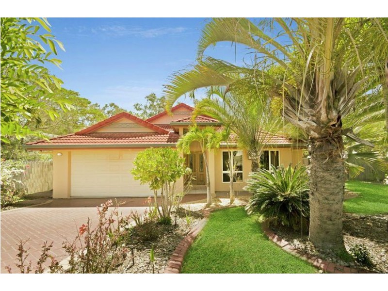 18 Luke Court, Bushland Beach QLD 4818