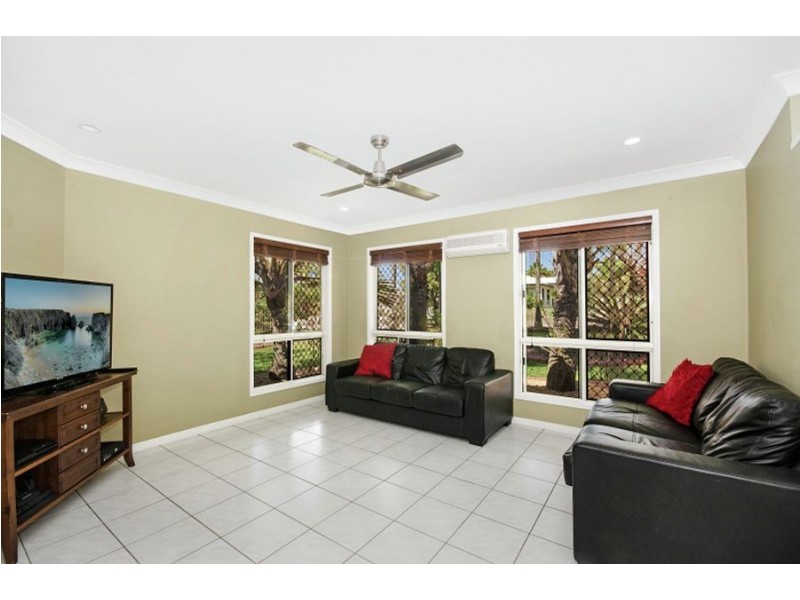 18 Luke Court, Bushland Beach QLD 4818