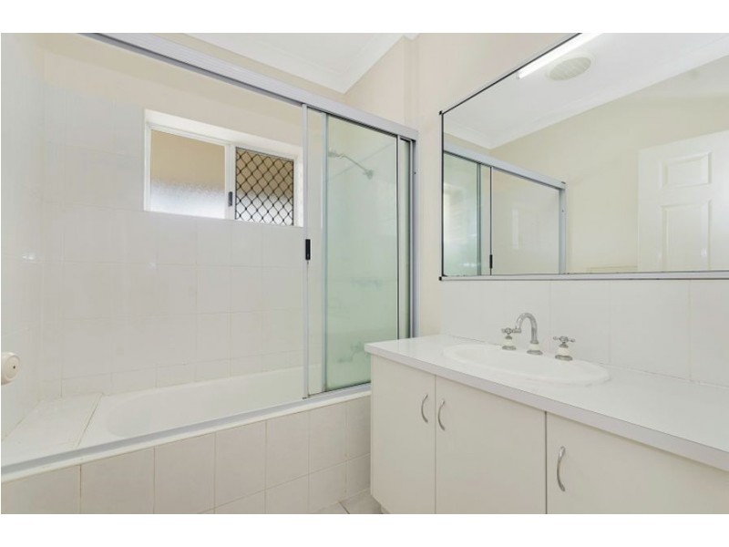 6 Chiquita Avenue, Rasmussen QLD 4815