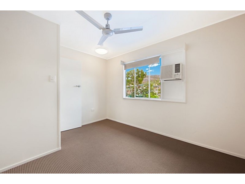 Mount Louisa QLD 4814