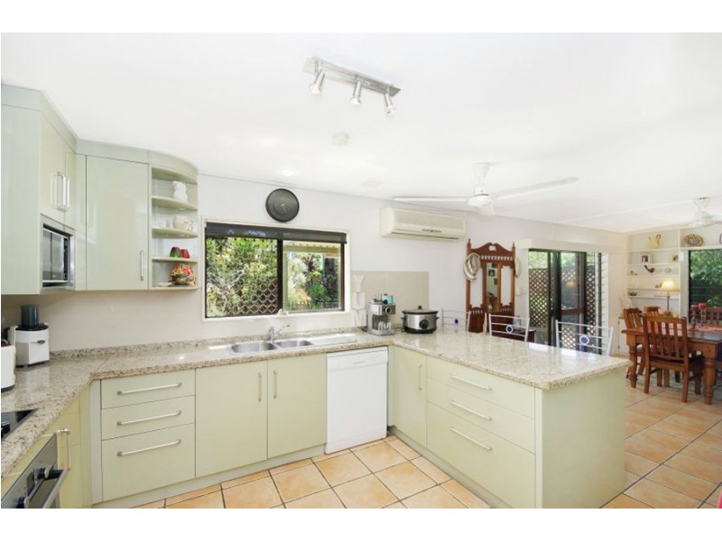 4 Haughton Street, Mundingburra QLD 4812