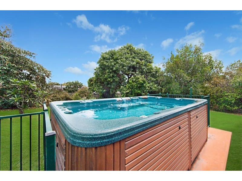 5 Cascade Court, Mount Louisa QLD 4814