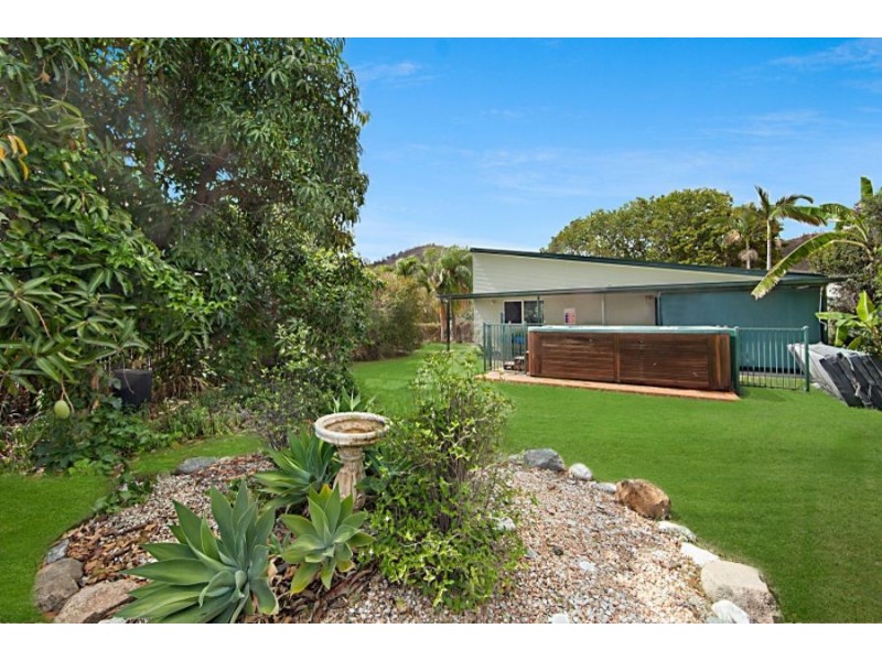 5 Cascade Court, Mount Louisa QLD 4814