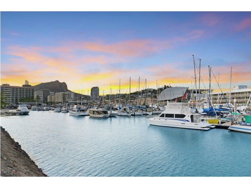 58 McIlwraith Street, South Townsville QLD 4810