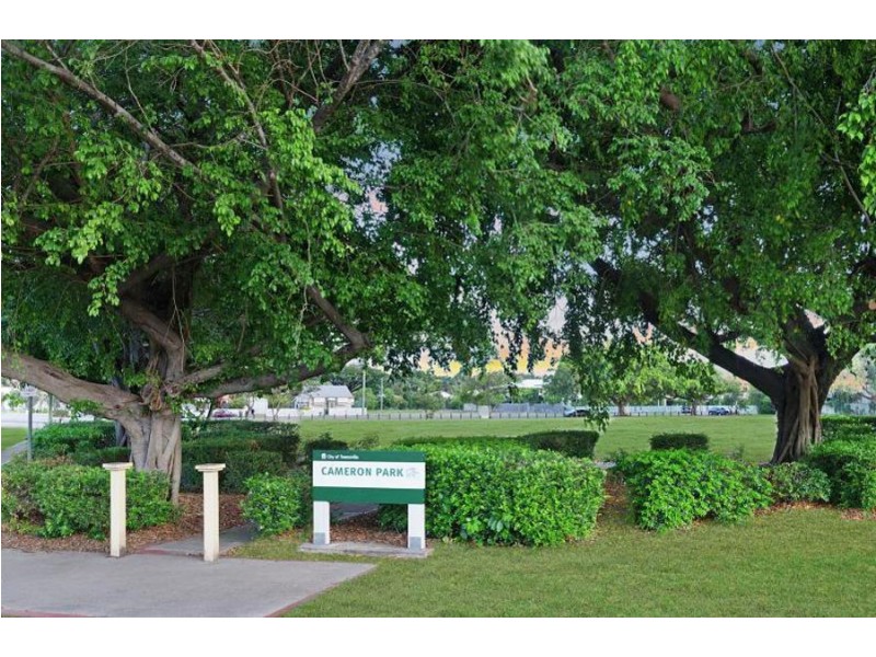 58 McIlwraith Street, South Townsville QLD 4810