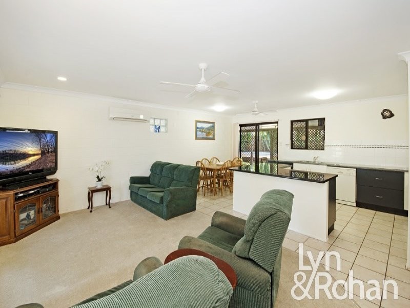 2 Bedrock Court, Mount Louisa QLD 4814