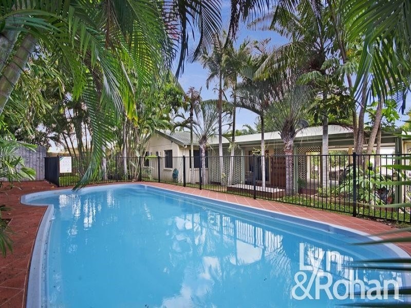 2 Bedrock Court, Mount Louisa QLD 4814