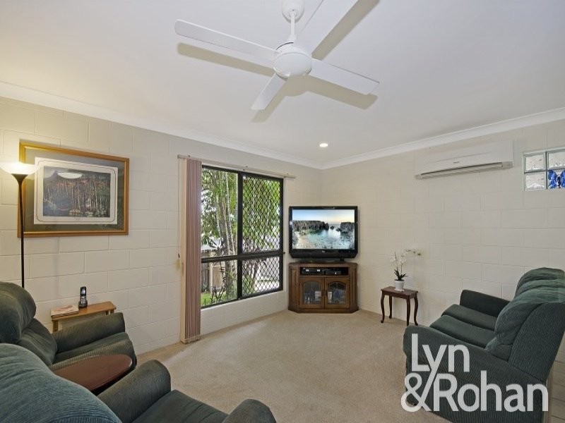 2 Bedrock Court, Mount Louisa QLD 4814