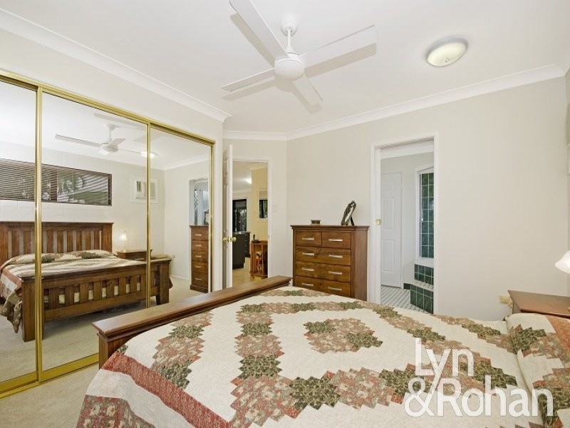 2 Bedrock Court, Mount Louisa QLD 4814