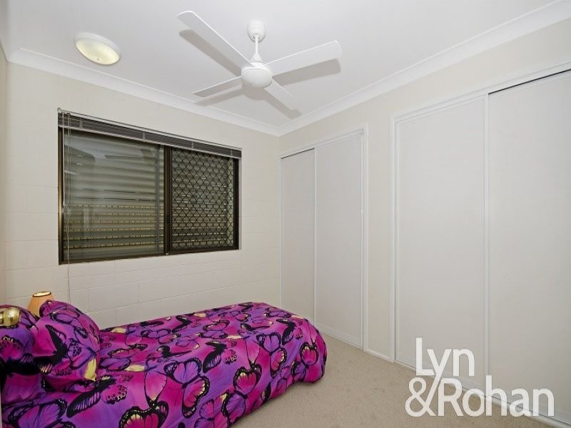 2 Bedrock Court, Mount Louisa QLD 4814