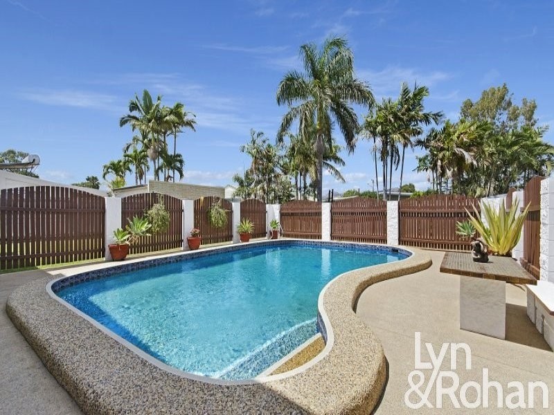 10 Tamarind Street, Kirwan QLD 4817