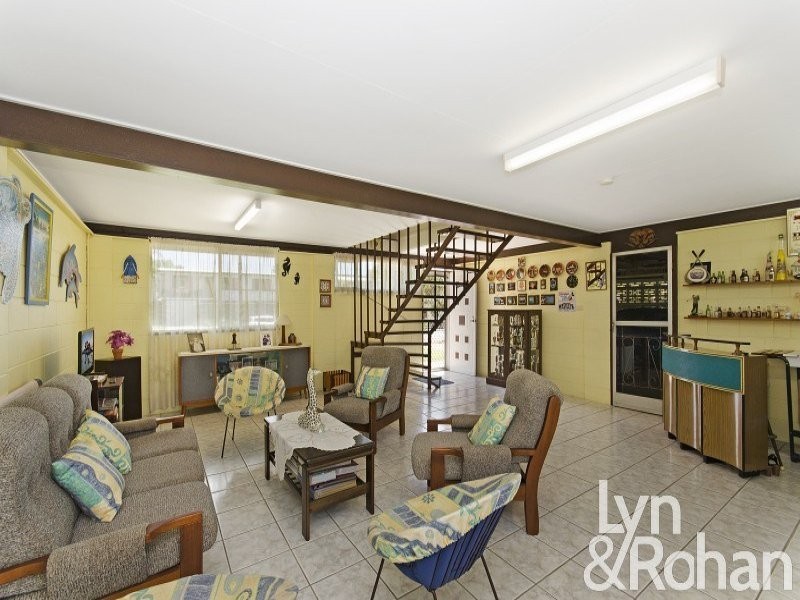 10 Tamarind Street, Kirwan QLD 4817