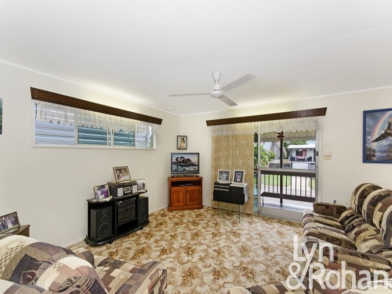 10 Tamarind Street, Kirwan QLD 4817