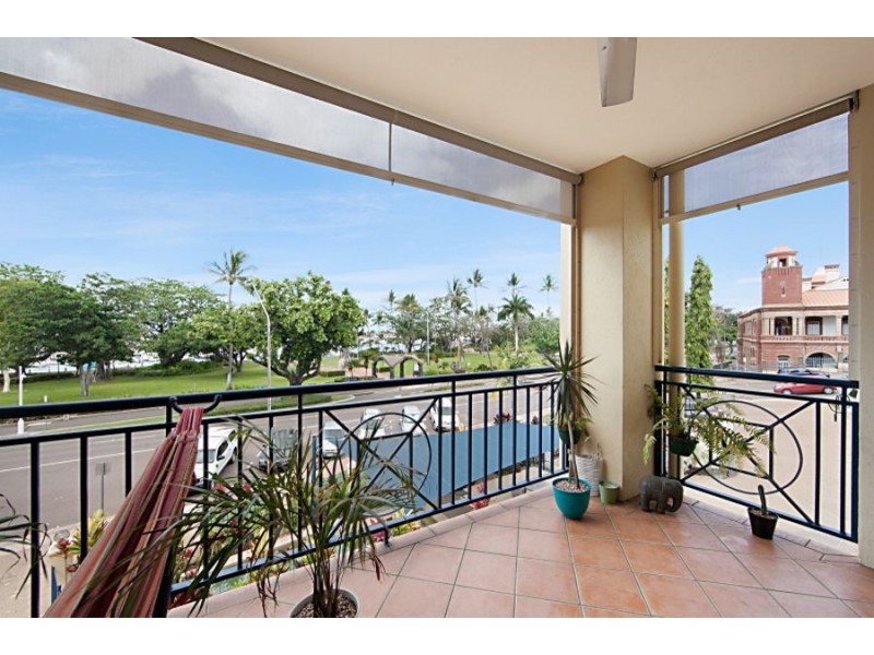 9/18 The Strand, North Ward QLD 4810