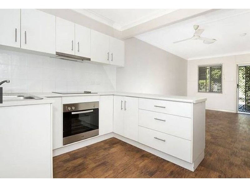 5B Warburton Street, North Ward QLD 4810