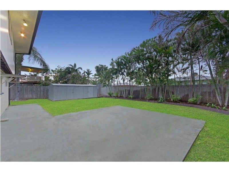 9 Pelican Avenue, Condon QLD 4815