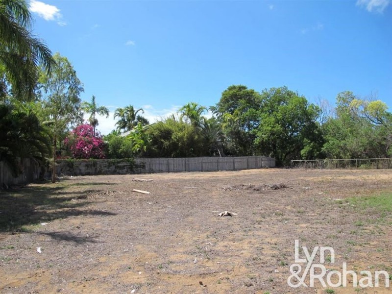58 Livistonia Close, Bushland Beach QLD 4818