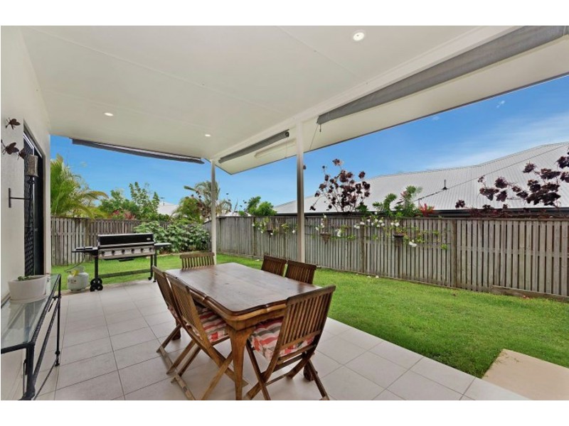 9 Channel Street, Bushland Beach QLD 4818