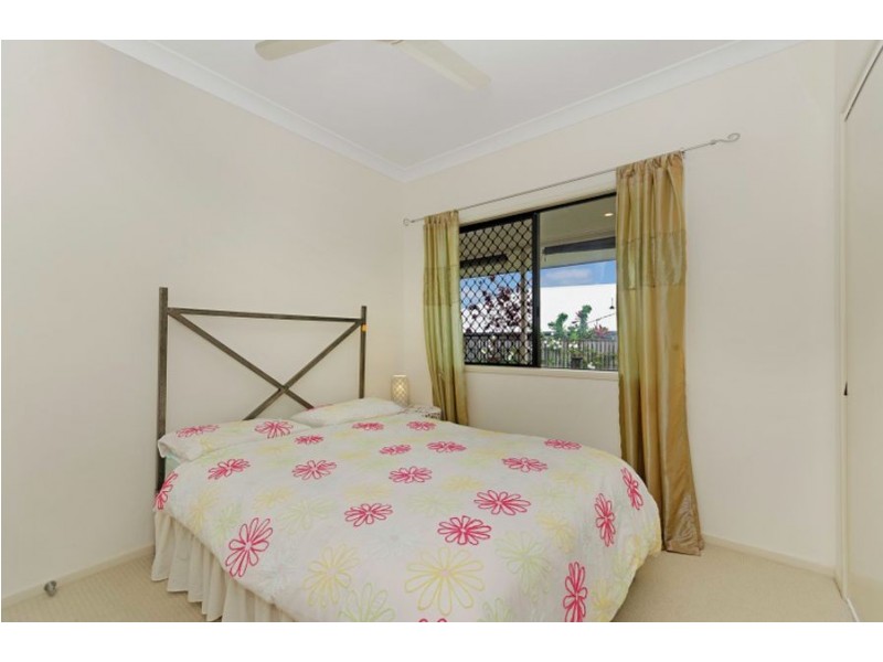 9 Channel Street, Bushland Beach QLD 4818