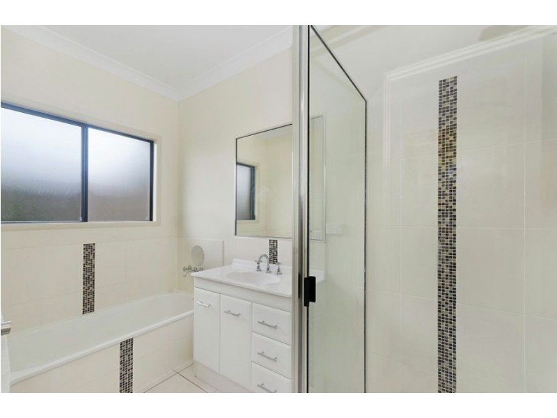 9 Channel Street, Bushland Beach QLD 4818